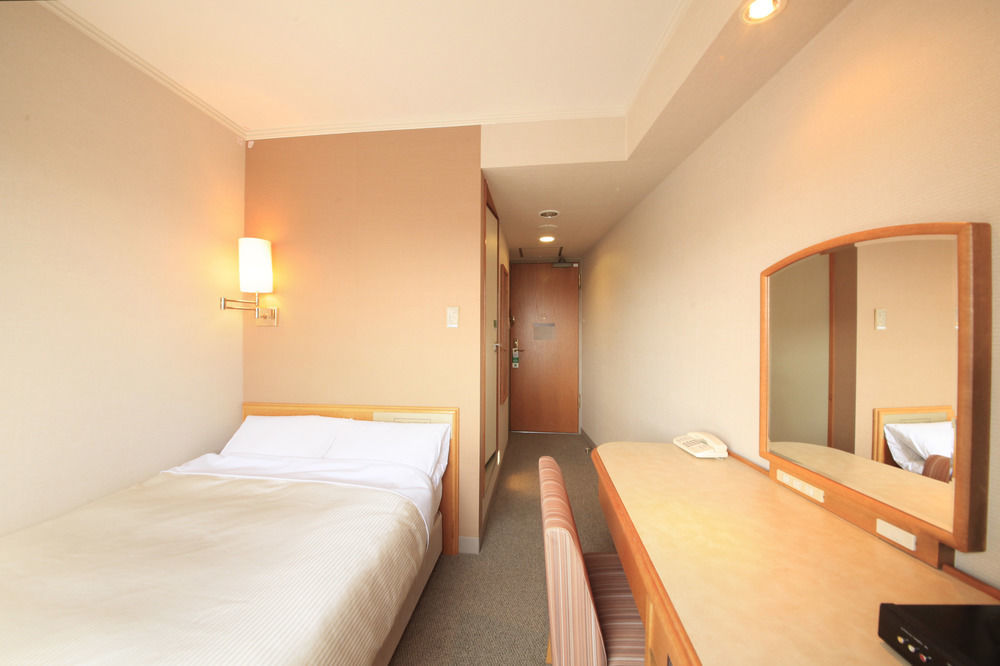 Vessel Inn Ueno Iriya Ekimae Tokyo Exterior photo